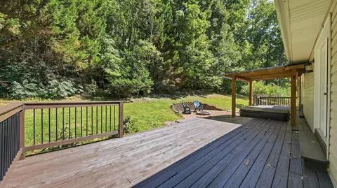 Exterior - 11930 Thatch Rd, Harrison, TN 37341 photo 5 of 8