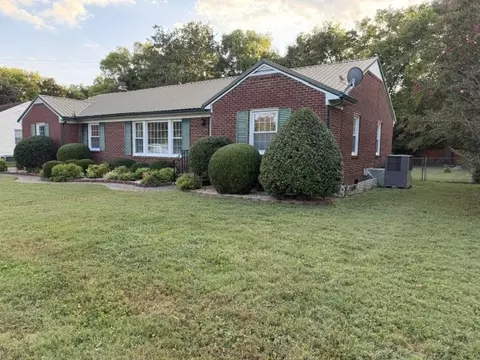 1110 Lindell Blvd, Shelbyville, TN 37160