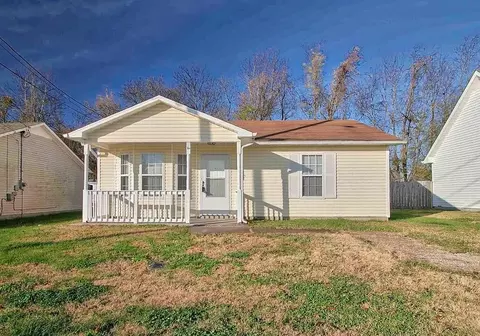 1011 Shadow Ridge Ave, Oak Grove, KY 42262
