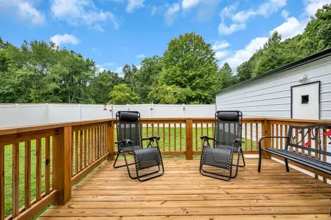 Exterior - 330 Kaiser Rd, Dickson, TN 37055 photo 6 of 8