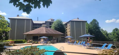 1704 Hidden Hills Rd #112, Gatlinburg, TN 37738