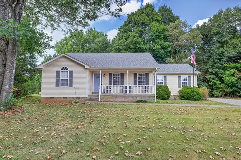 329 Fazio Ct, Bell Buckle, TN 37020