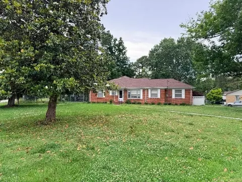 760 Scenic Dr, Lewisburg, TN 37091