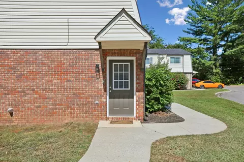 601 E Grundy St UNIT E, Tullahoma, TN 37388