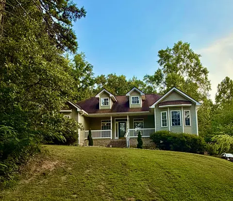 3687 Crown Colony Dr NW, Cleveland, TN 37312
