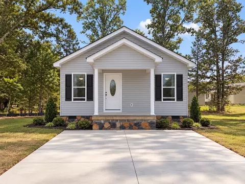 546 Highland Ln, Tullahoma, TN 37388