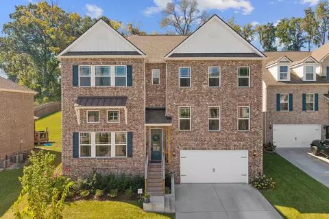 1121 Parklawn Dr, Nashville, TN 37211