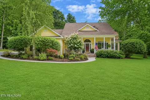 426 Forest Dr, Crossville, TN 38555