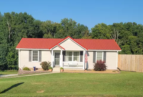2651 Holt Ln, Clarksville, TN 37043