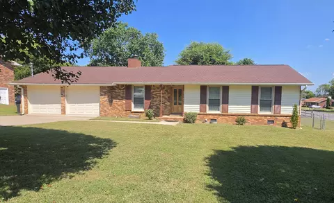 100 Shady View Dr, Hendersonville, TN 37075