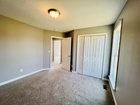 Bedroom - 111 Glenhaven Ln, Goodspring, TN 38460 photo 5 of 5