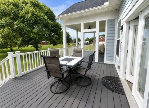 Exterior - 4217 Sandy Springs Rd, Springfield, TN 37172 photo 9 of 12