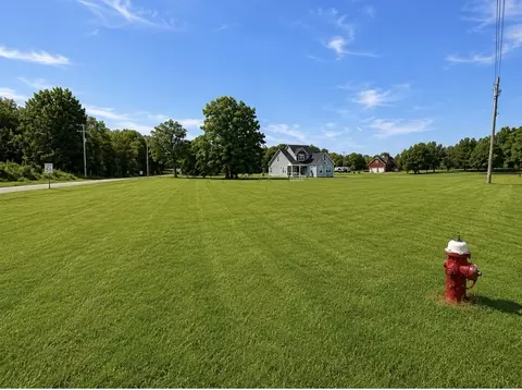 Exterior - 4217 Sandy Springs Rd, Springfield, TN 37172 photo 7 of 12