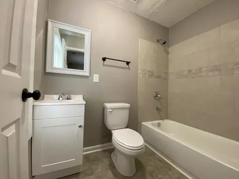 743 E Mckellar Ave, Memphis, TN 38106 photo 4