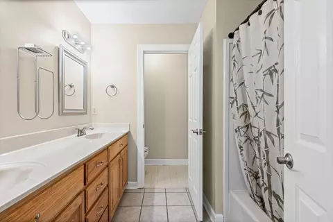 Bath - 371 Brierhedge Rd, Covington, TN 38019 photo 1 of 7