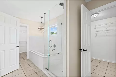 Bath - 371 Brierhedge Rd, Covington, TN 38019 photo 4 of 7