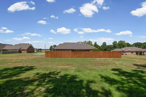 Exterior - 371 Brierhedge Rd, Covington, TN 38019 photo 6 of 10
