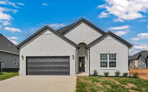479 Kildeer Dr, Clarksville, TN 37040