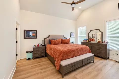 Bedroom - 258 Daniel St, Pleasant View, TN 37146 photo 1 of 5