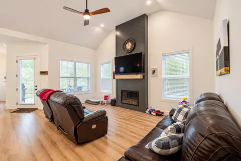 Other - 258 Daniel St, Pleasant View, TN 37146 photo 2 of 7