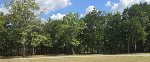1954 S Berlin Rd, Lewisburg, TN 37091