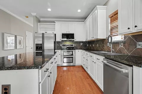 Kitchen - 2050 Morrison Ave, Spring Hill, TN 37174 photo 3 of 4