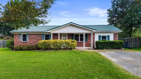 2044 Rolling Brook Dr NE, Cleveland, TN 37323