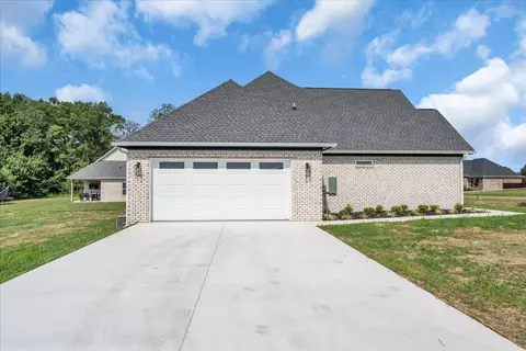 Exterior - 61 Hickory Grove Dr, Morrison, TN 37357 photo 5 of 6