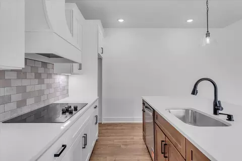 Kitchen - 61 Hickory Grove Dr, Morrison, TN 37357 photo 6 of 7