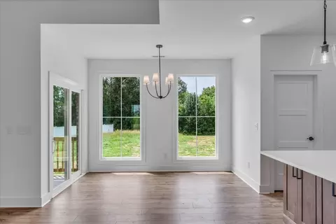 Dining - 61 Hickory Grove Dr, Morrison, TN 37357 photo 1 of 2