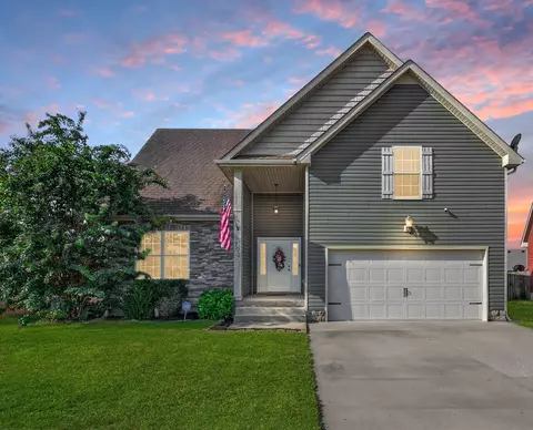 702 Backwind Ln, Clarksville, TN 37040