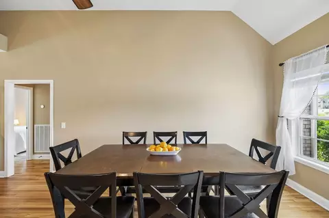 Dining - 506 Fallacy Ct, Murfreesboro, TN 37129 photo 4 of 7