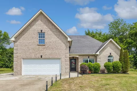 Exterior - 506 Fallacy Ct, Murfreesboro, TN 37129 photo 3 of 11