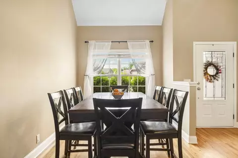 Dining - 506 Fallacy Ct, Murfreesboro, TN 37129 photo 2 of 7