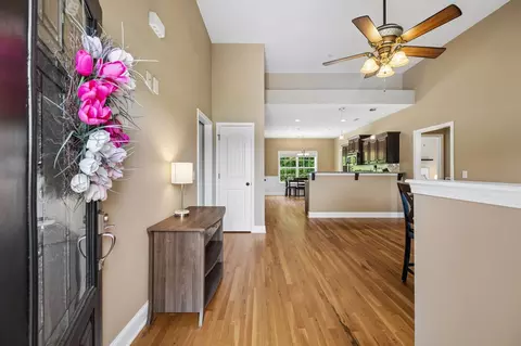 Entry Way - 506 Fallacy Ct, Murfreesboro, TN 37129 photo 3 of 8