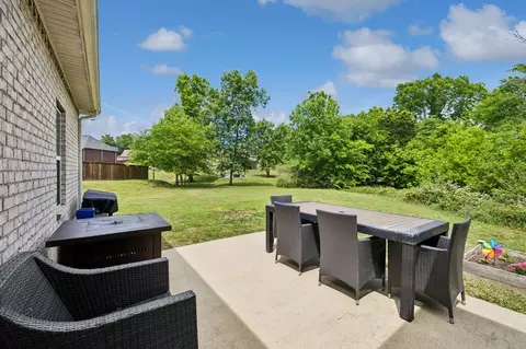 Exterior - 506 Fallacy Ct, Murfreesboro, TN 37129 photo 5 of 11