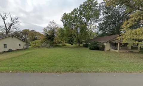 203 Maple Ave, Jasper, TN 37347 photo 2