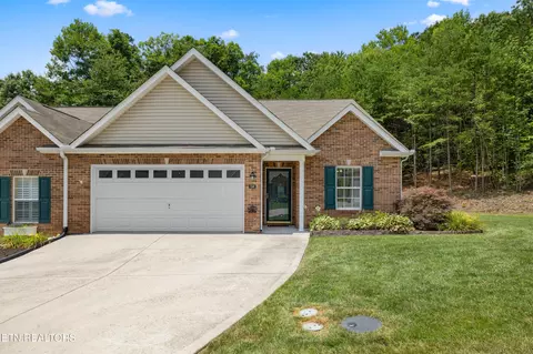 7147 La Christa Way, Knoxville, TN 37921