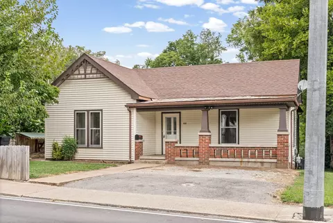 925 Crossland Ave, Clarksville, TN 37040