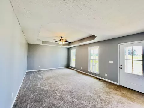 Living - 1456 Jackson Hollow Rd, Goodspring, TN 38460 photo 2 of 3