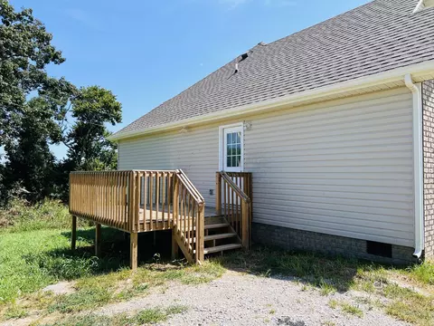 Exterior - 1456 Jackson Hollow Rd, Goodspring, TN 38460 photo 3 of 3