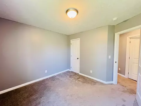 Bedroom - 1456 Jackson Hollow Rd, Goodspring, TN 38460 photo 4 of 4