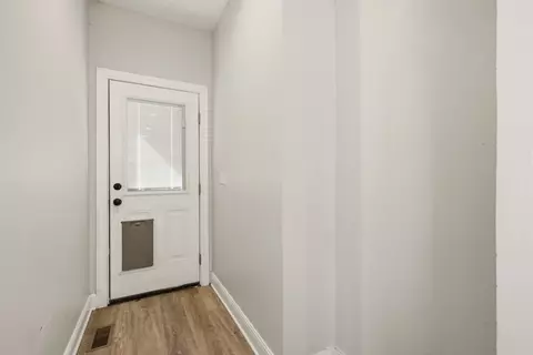 Entry Way - 201 16th Ave E, Springfield, TN 37172 photo 1 of 1
