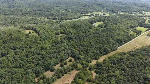 685 Red Tuttle Rd, Bethpage, TN 37022 photo 6