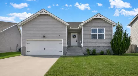 363 Pinkston Ct, Clarksville, TN 37040