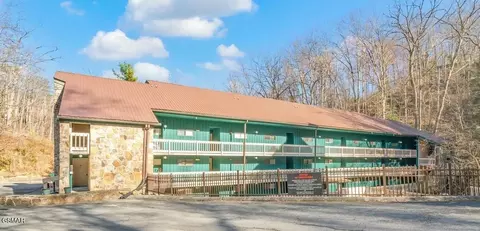 1435 Wiley Oakley Dr #177, Gatlinburg, TN 37738