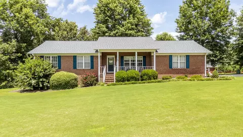 335 Jordan Glen Ln, Savannah, TN 38372