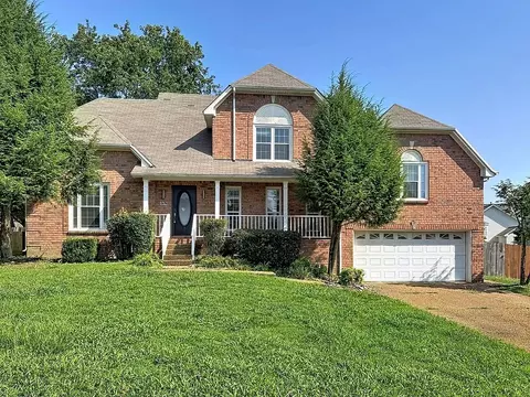 2678 Douglas Ln, Thompsons Station, TN 37179