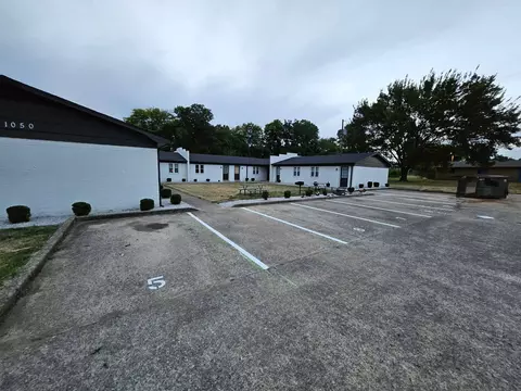 1050 Scott St, Dyersburg, TN 38024