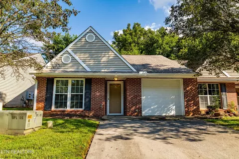 228 Dalton Place Way, Knoxville, TN 37912